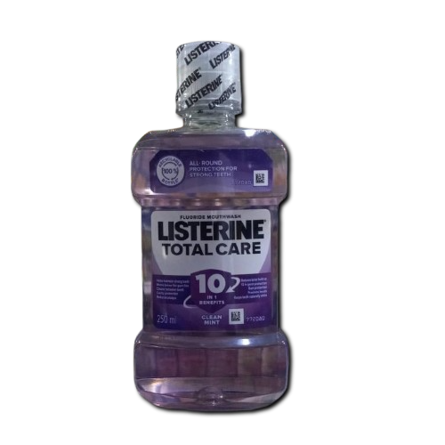 LISTERINE , COOL MINT ANTISEPTIC FOR A FRESHER  & CLEANER MOUTH THAN BRUSHING ALONE