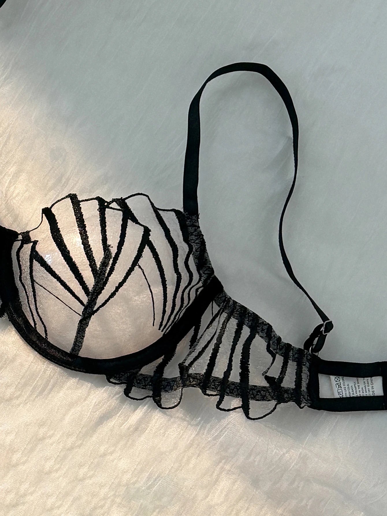 2pcs Women's Bra Set Sexy Lace Mesh Lingerie Set Ultra Thin Breathable Comfortable Lightweight Scallop Transparent Lingerie Set