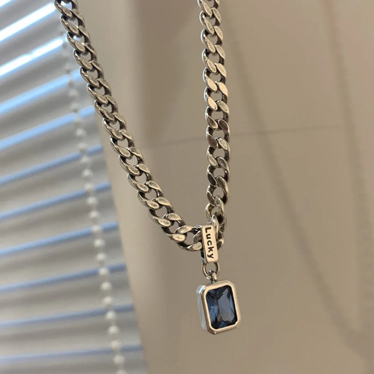 Fashion Simple Stainless Steel Persian Gulf Sea Blue Zircon Cube Pendant Necklace for Men Women Personality Charm Jewelry Gifts